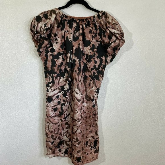 Alexander McQueen Silk Short Sleeve Gathered Front Dress Pink Patterned - Picture 8 of 8
